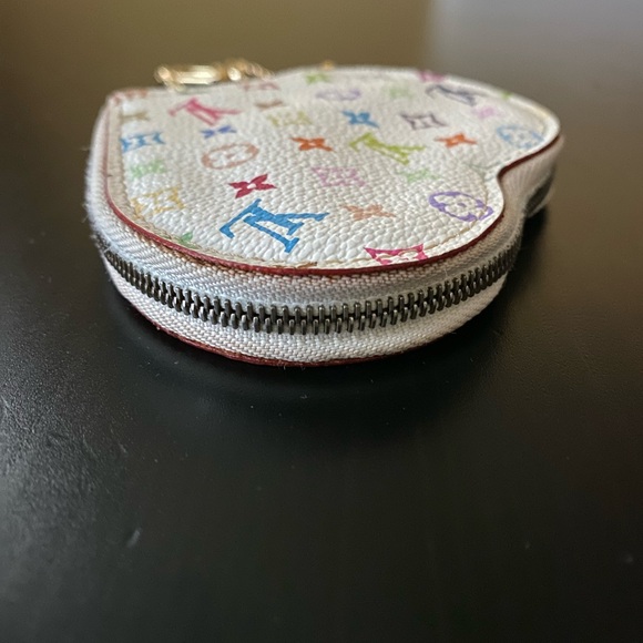 Louis Vuitton x Takashi Murakami white multicolor heart coin purse - Picture 5 of 17